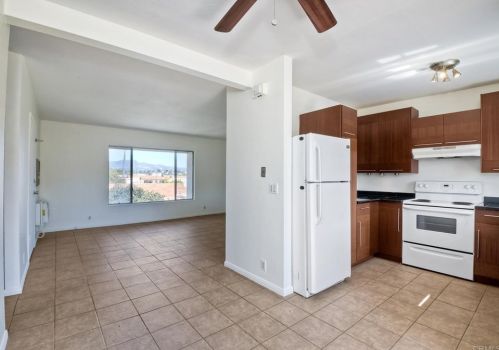 232 Candice Pl, Vista CA  92083-1984 exterior