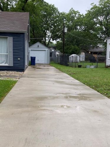 409 Ann St, Garland TX  75040-5603 exterior