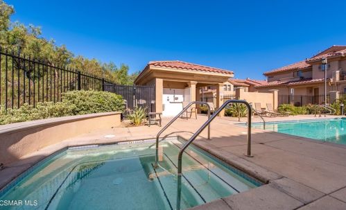 1440 Patricia Ave, Simi Valley CA  93065-7829 exterior