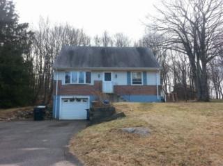 22 Dogwood Dr, Waterbury, CT 06712-1716