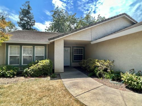 1232 El Portal Dr, Merced, CA 95340-0604