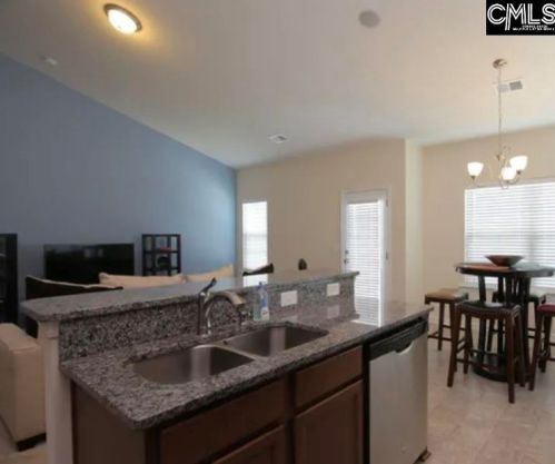 131 Bonhill Dr, Cayce-West Columbia SC  29033-2755 exterior