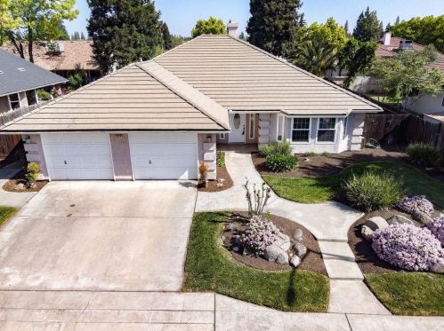 2425 Lincoln Ave, Clovis, CA 93611-6224