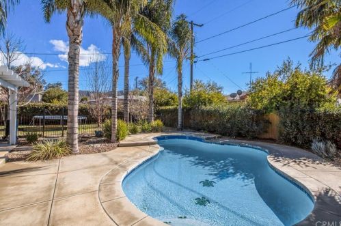 35775 Damascus St, Yucaipa, CA 92399-5113
