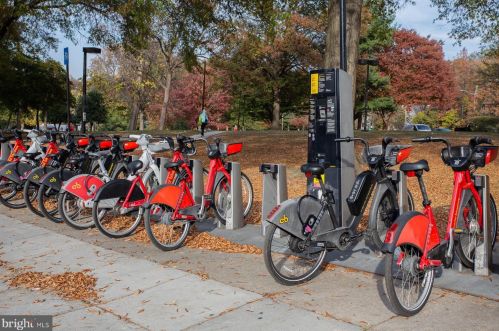 106 Geneva Ave, Silver Spring MD  20910-5105 exterior