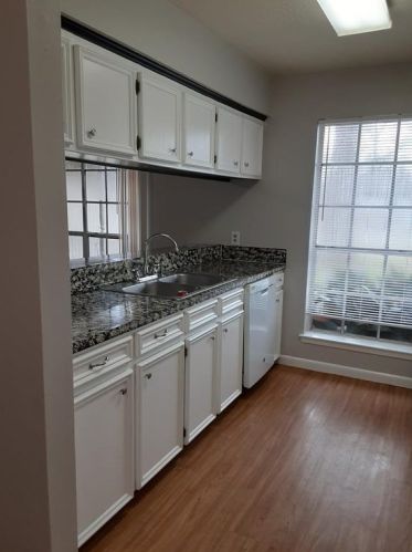 1612 Hazelwood St, Conroe TX  77301-4069 exterior