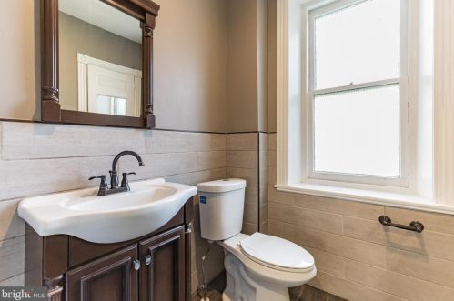 4709 Baltimore Ave, Philadelphia PA 19143-3118 exterior