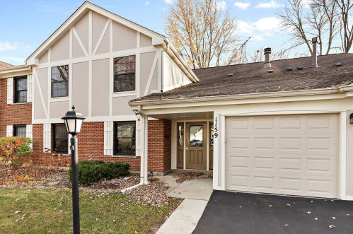 1159 Middlebury Ln, Wheeling, IL 60090-2447