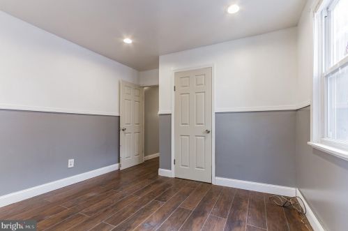 5215 10th St, Philadelphia PA  19141-4009 exterior