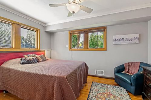 1007 Edgewater Ave, Saint Paul MN  55126-8119 exterior