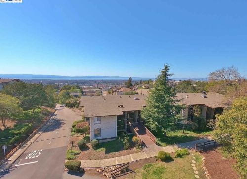19100 Crest Ave, Hayward, CA 94546-2837