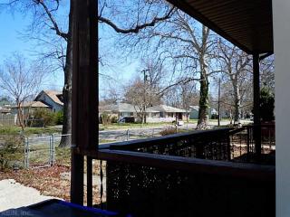 211 Woodview Ave, Norfolk, VA 23505-1155