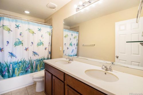 21531 Un Dr, Denver CO 80015-6600 exterior