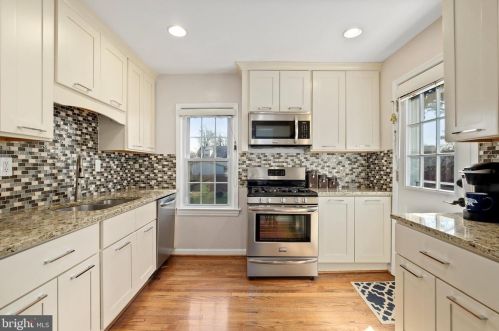 10159 Sutherland Rd, Silver Spring MD 20901-2236 exterior