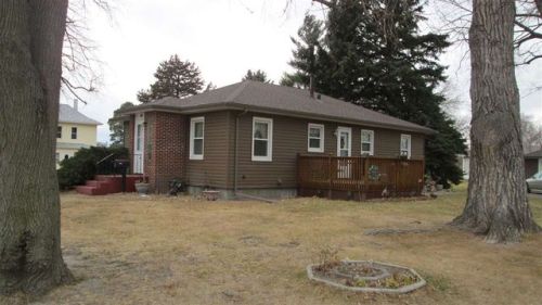 111 Klug Ave, Hadar, NE 68701-4211