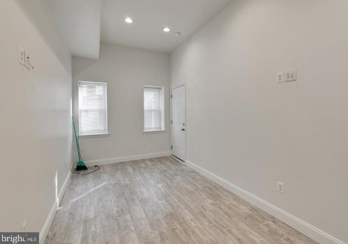 2144 8th St, Philadelphia PA  19122-1312 exterior