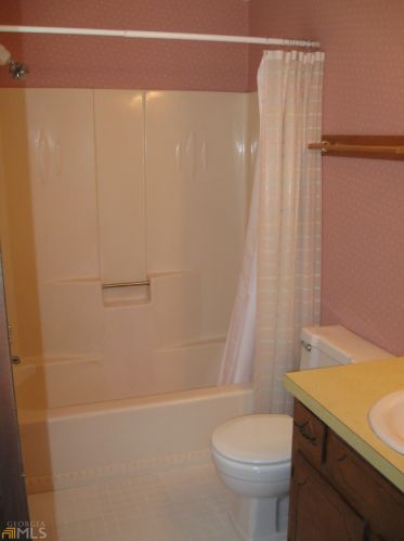 3464 Underwood Ct, Conyers GA  30013-2304 exterior