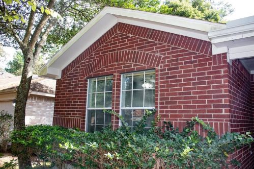 111 Misty Dawn Dr, Conroe TX  77385-3650 exterior