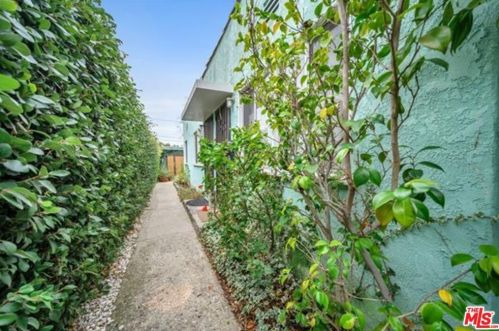 706 Copeland Ct, Santa Monica, CA 90405-4476