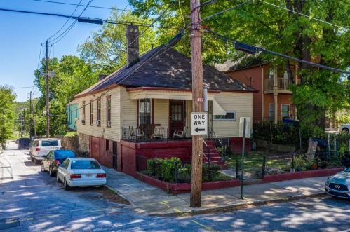 702 Fraser St, Atlanta GA  30315-1245 exterior