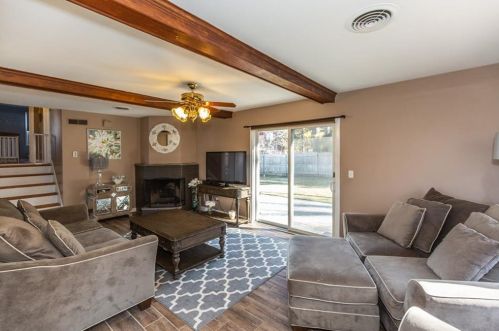 150 Shenandoah Rd, Warwick, RI 02886-8716