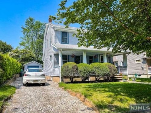 22 3rd Ave, Paterson, NJ 07506-2411