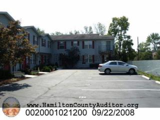 6361 Beechmont Ave, Cincinnati OH  45230-1900 exterior