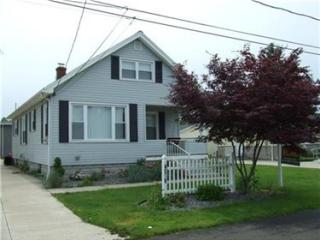 4019 Balboa Ave, Erie, PA 16509-1406