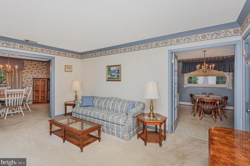 1705 Wildwood Dr, Fallston, MD 21047-1710