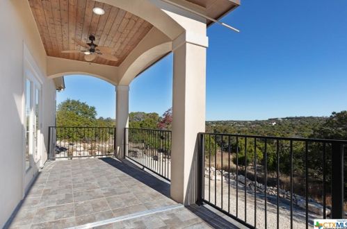 115 High Pt Cir, Spring Branch TX 78070-5065 exterior