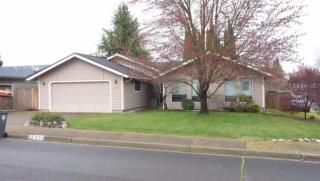 2839 Crystal Dr, Medford, OR 97504-5662