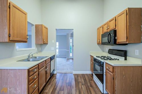 1607 Vinebrook Ter, Kennesaw, GA 30144-2976