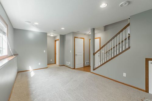 2160 Cedar Grove Trl, Saint Paul MN  55122-1543 exterior