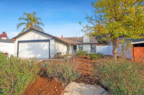 8701 Langholm Rd, El Cajon, CA 92021-2153
