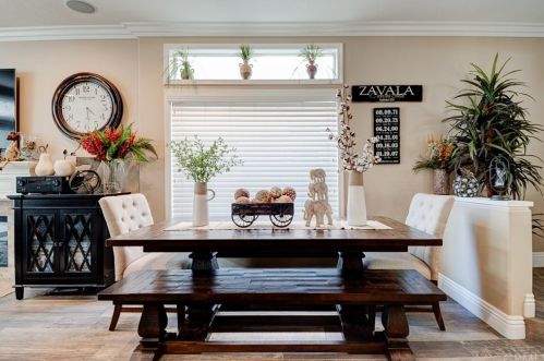 8245 Alpine Ct, Anaheim CA  92808-2318 exterior