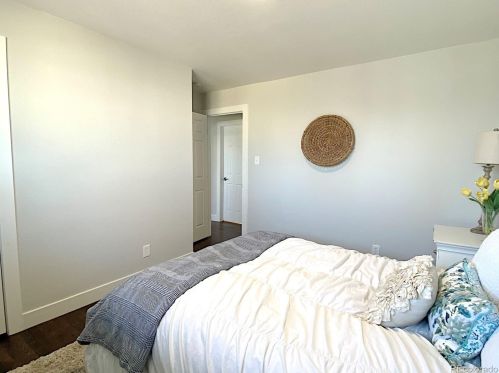 482 Robb Way, Denver CO  80226-2552 exterior
