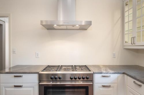 1150 Churchill Downs Rd, Atlanta GA  30319-1024 exterior