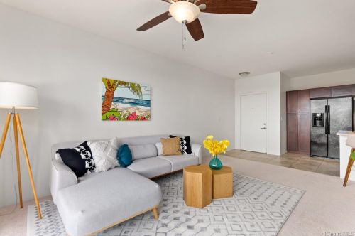 1020 Kakala St, Kapolei, HI 96707-4524