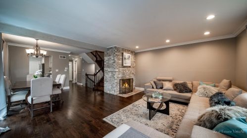 834 Poplar Ln, Bannockburn, IL 60015-4200