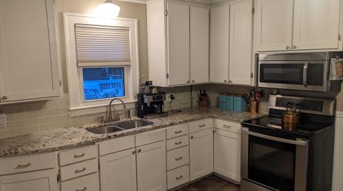 6 Wilson St, Somersworth, NH 03878-1732