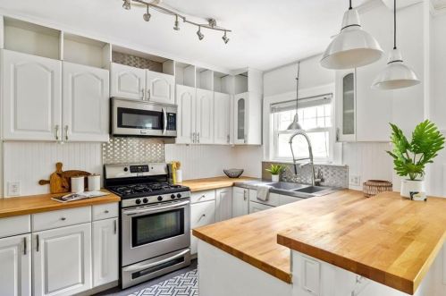 562 Harold Ave, Atlanta GA  30307-1790 exterior
