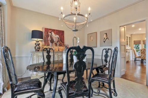 2313 Colonial Dr, Atlanta GA  30319-3806 exterior