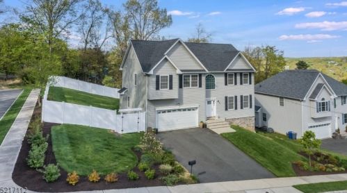 45 Lincoln Ave, Town Center, NJ 07052-1912