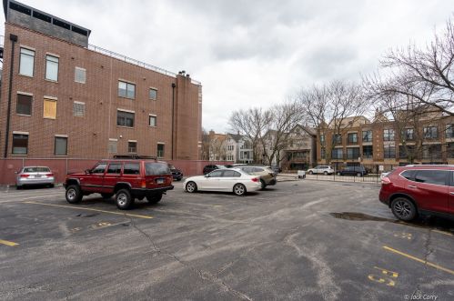 2510 Wayne Ave, Chicago IL  60614-2127 exterior
