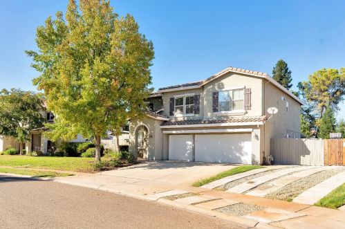 11113 Graeton Cir, Mather, CA 95655-3048
