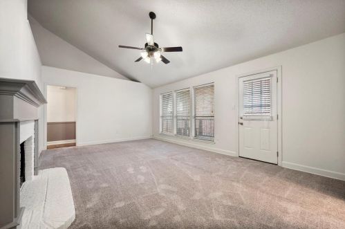1402 Ivy Creek Dr, Midlothian TX  76063-6225 exterior