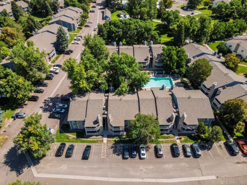 8335 Fairmount Dr, Denver CO  10102-1130 exterior