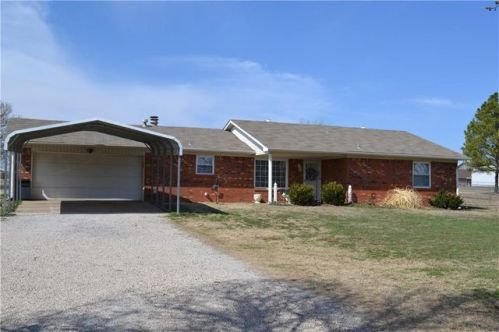 5800 Earl Dr, Shawnee, OK 74804-9345