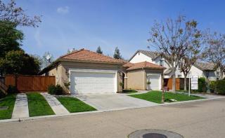 4717 Emerald Peak Dr, Clovis, CA 93619-4668