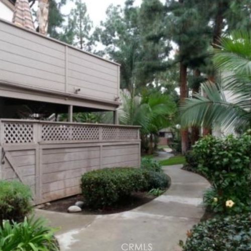 1330 Cabrillo Park Dr, Santa Ana, CA 92701-3117